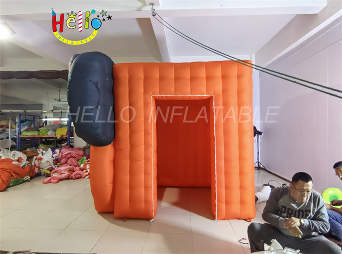 inflatable arch